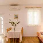 Apartments Ivan